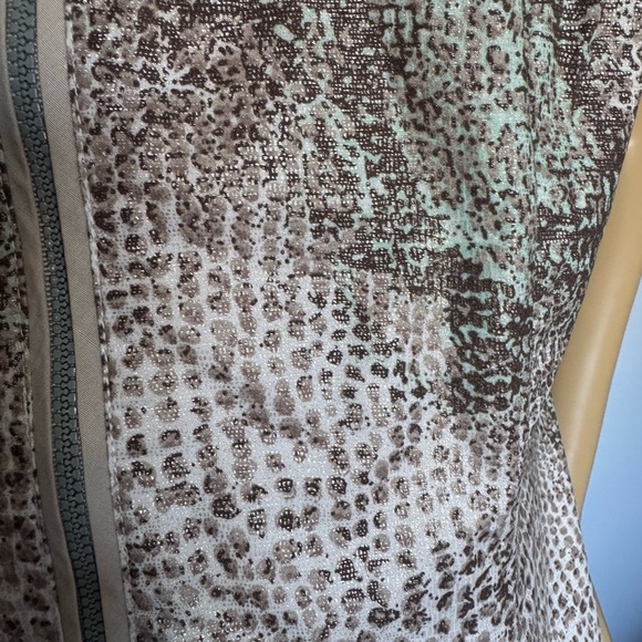 Spanner Women's Gold, brown and turquoise sleeves vest.Ptp 20” lenght23” - Picture 4 of 6